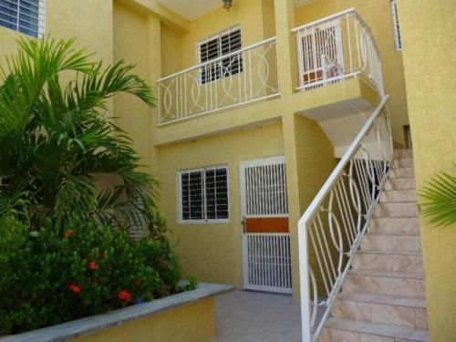 15-10438 Asesora Inmobiliaria Vende apartamento en Maracaibo
