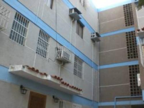 Apartamento En Venta En El Naranjal MLS: 157875