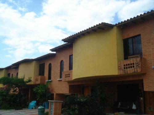 Venta de Townhouse en Mañongo Naguanagua  MVM MLS153717