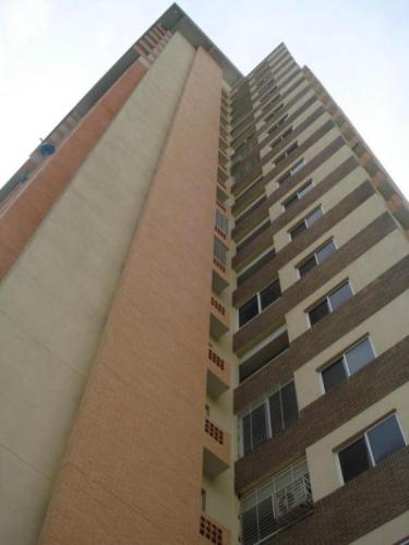 Hermoso Apartamento en Venta en Las Chimeneas  MVM MLS1410949