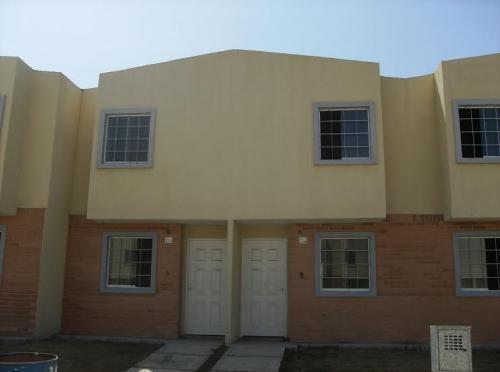 PREVENTA ( 6 MESES) TOWNHOUSE , URB.BOCA DE RIÓ 