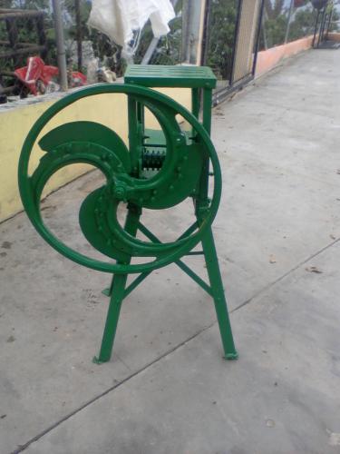 PICADORA  DE PASTO  COMO NUEVA NEGOCIABLE 02754112900