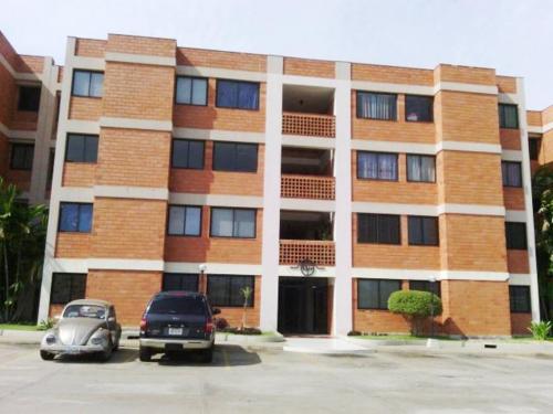 15-12638 APARTAMENTO EN VENTA EN MARACAIBO, MILAGRO NORTE