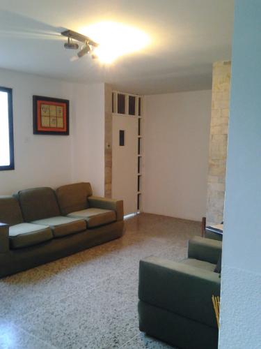 Amplio apartamento Zona Oeste