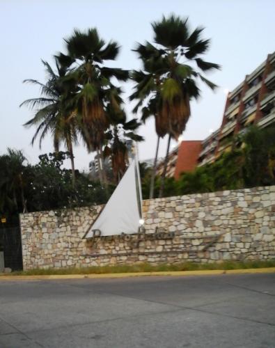 Apartamento 108 mts2 en lecheria Puerto Bahía