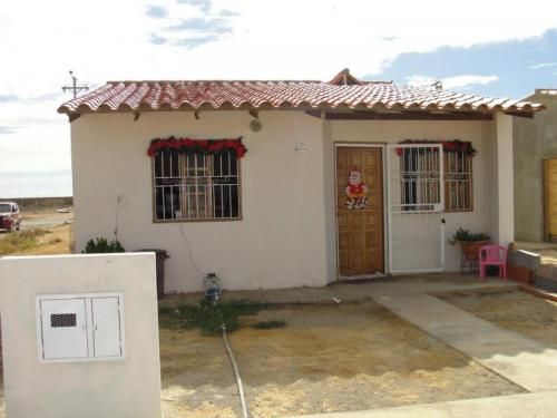 Se vende Casa en Puerta Maraven - 16-664 - Punto Fijo