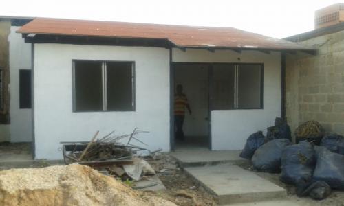 SE VENDE CASA A ESTRENAR AMPLIO TERRENO BUENA INVERSIÓN