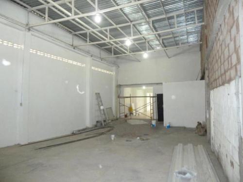 15-10786 Local comercial tipo galpón en venta en Maracaibo, Av. Bella Vista
