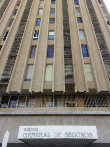 14-6049 Local para oficina en venta en Maracaibo, Bella Vista