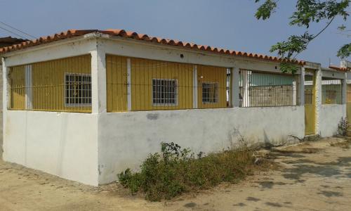 Se Vende Hermosa Casa en las Costas Mirandinas
