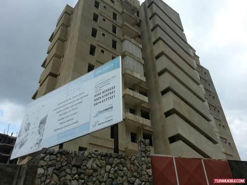 Apartamento a la venta en Mañongo Puerto Azul 