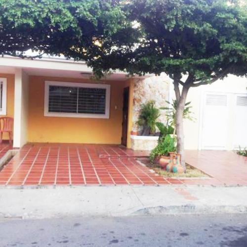 16109 CASA TOWNHOUSE EN VENTA EN MARACAIBO, ZONA NORTE en Venezuela
