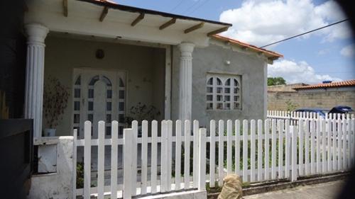 SE VENDE Hermasa casa tipo americana.