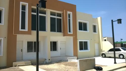 Townhouse Puerta Maraven Lista para mudarse