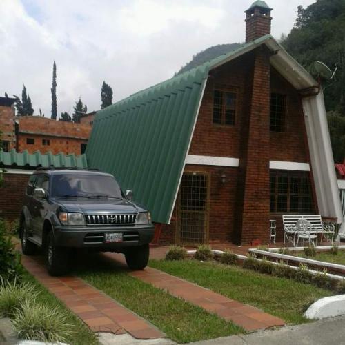 En Venta precioso y amplio chalet en la Puerta