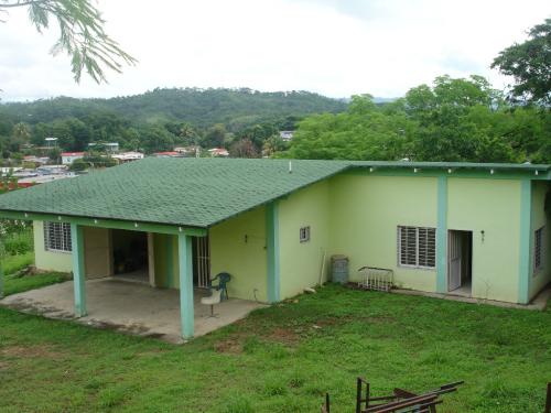 VENDO BELLA CASA EN SAN CARLOS