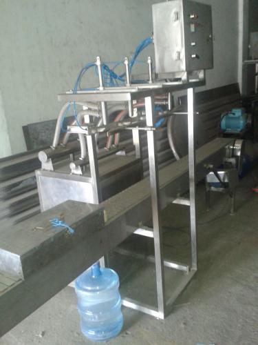 Gran planta de Envasado de Agua Mineral Automatizada maracay