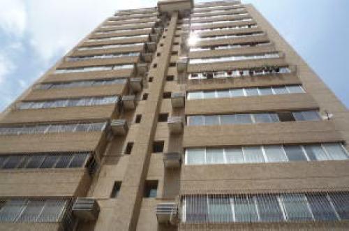 VENTA DE APARTAMENTO EN TIERRA NEGRA MLS #15-5546