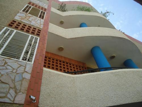 Bello Apartamento en Zona Norte - Venta 