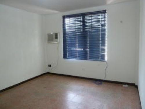 ALQUILER DE OFICINA EN TIERRA NEGRA MLS #16-1157