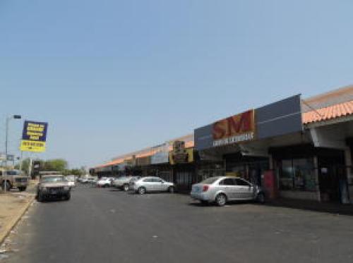 ALQUILER DE LOCAL COMERCIAL EN AV. GOAJIRA MLS #16-3788 