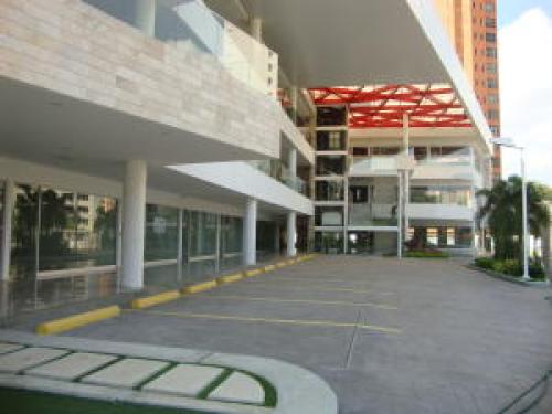 ALQUILER DE LOCAL COMERCIAL EN COLONIA BELLA VISTA MLS #16-5599