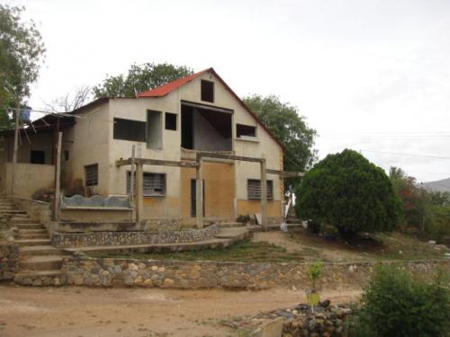 Cálido Chalet en el Corazón de las Montañas Larenses,