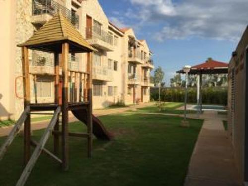 VENTA DE APARTAMENTO EN AV. MILAGRO NORTE MLS #16-3022 