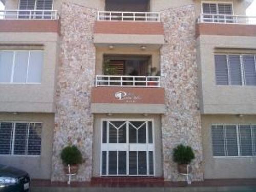 VENTA DE APARTAMENTO EN MONTE BELLO MLS #16-794 