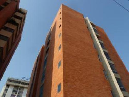 ​VENTA DE APARTAMENTO EN LA LAGO MLS #16-2578