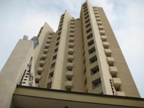 VENTA DE APARTAMENTO EN AV. BELLA VISTA MLS #16-6286 