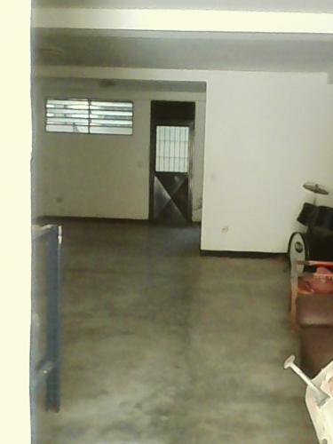 Local de 107 Mts2 listo para alquilar en el centro de guatire