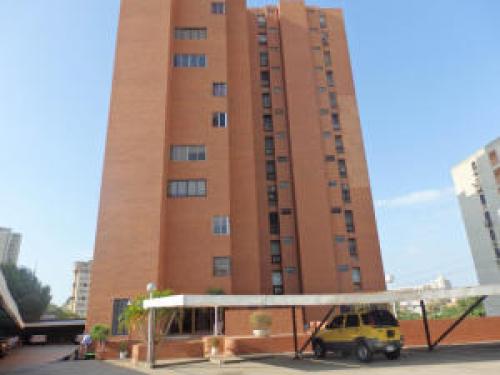 VENTA DE APARTAMENTO EN VALLE FRIO MLS #16-5906  