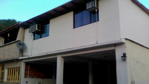 vendo casa en charallave