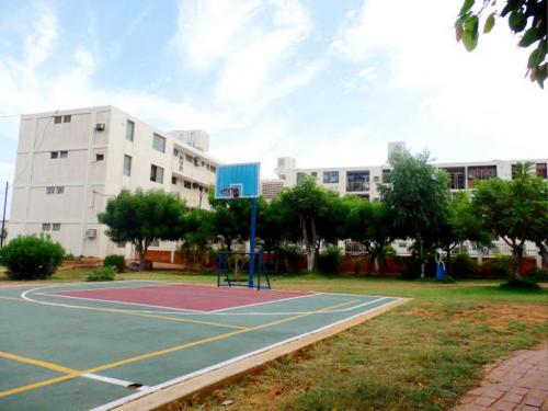 Address: Residencia El Porton Avenida av 10 av universidad 4-2 ZU, Maracaibo, ________________________________________ Price: 25,000,000  ____________