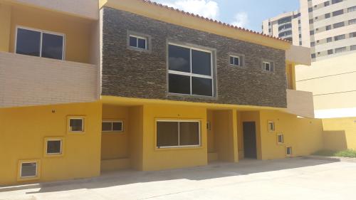 Se vende exclusivo Town House