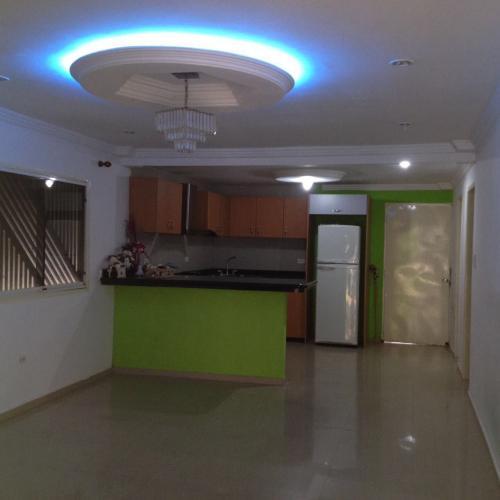 Se vende casa con terreno de 180 mts