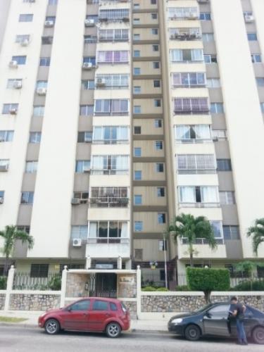 SKY GROUP VENDE APARTAMENTO EN VALLES DE CAMORUCO SD-A-095