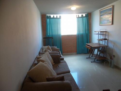 Sky Group vende Apartamento en Tulipanes - San Diego