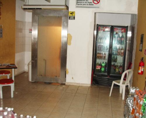 LOCAL COMERCIAL URB VALLE HONDO  