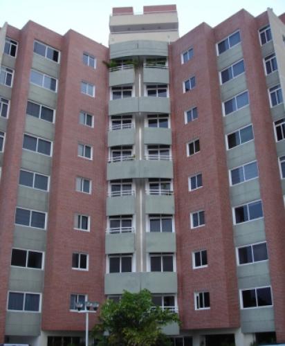  VENDO APARTAMENTO REMODELADO ZONA ESTE