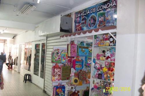 Vendo Local Comercial - Centro.