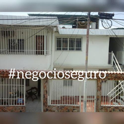 Vendo Casa Las Mercedes..