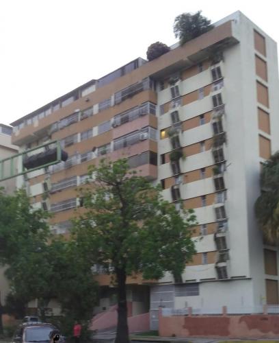 vendo hermoso apto en prebo d&v 2110