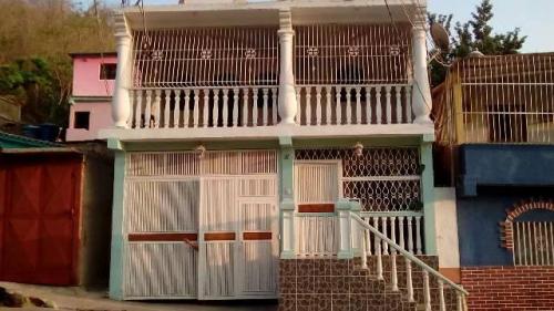 Hermosa Propiedad en Puerto La Cruz