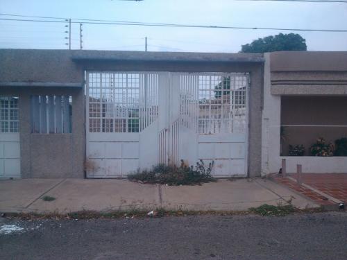 Terreno, todo cercado, urbanizacion rotaria!! excelente ubicacion ¡OFERTA!