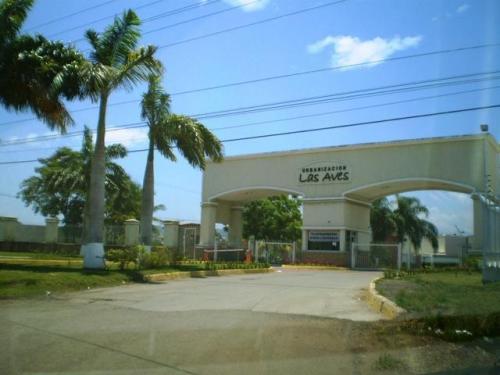 VENDO TOWN HOUSE CONJUNTO RESIDENCIAL LAS AVES (Barcelona)