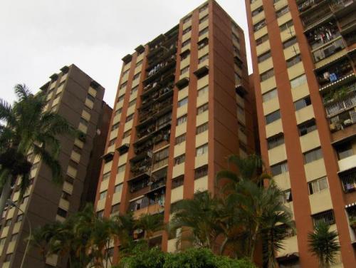 Cómodo Apto. Urb. Quenda