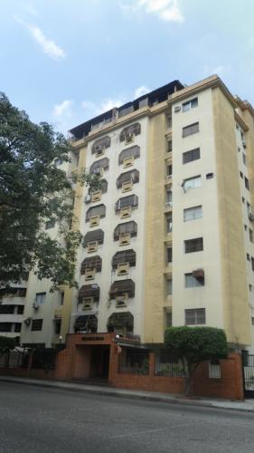 Inmobiliaria 360 REAL ESTATE Vende lindo Apartamento en Prebo