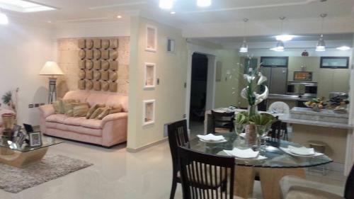 VENTA DE HERMOSA CASA EN MATURIN